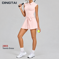 Robe de tennis Ball Pocket pour femme, col carré, dos échancré, plissée, évasée, avec short séparé et coussinets amovibles, pour le golf et le yoga