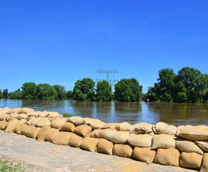 Solución Integral de <span class=keywords><strong>Defensa</strong></span> Contra Inundaciones: Bolsas de Arena <span class=keywords><strong>y</strong></span> Barreras Integradas - Product Image 6