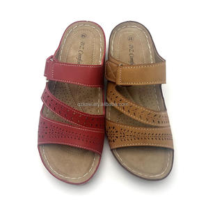 Meilleures ventes – Sandales compensées à talon haut pour femme, design élégant, semelle en PU, logo personnalisé OEM, bout ouvert, printemps, automne, été, extérieur - Product Image 5