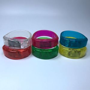 Bracelet personnalisé LED clignotant, 20 pièces de fête de Concert, événement, Logo personnalisé, <span class=keywords><strong>Vibration</strong></span> colorée - Product Image 6
