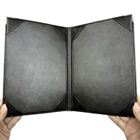 Couverture de menu en cuir personnalisée avec logo personnalisé, estampage à chaud dorée, style cadre photo, tailles personnalisées, conception de page intérieure pour les boissons