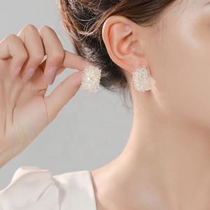 Pendientes de Botón Geométricos de Plata de Ley S925 de Alta Calidad con Circonita, Elegantes y Versátiles, Accesorios de Moda Chapados en Oro de Lujo para Mujer - Product Image 2