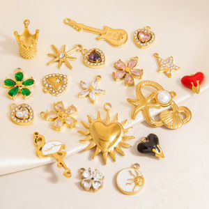 Perhiasan zirkon lucu DIY buatan tangan kustom trendi liontin & jimat besi tahan karat lapis PVD emas 18K perhiasan mode - Product Image 3