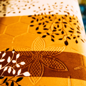 Shufu Premium Non-tissé en relief tapis moderne doux haute densité mousse caoutchouc naturel points Anti-allergie fabriqué à la machine - Product Image 1