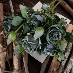 Rose artificielle CallaFloral, branche unique en tissu polyester, rouge profond, bleu élégant, blanc croissant, décoration murale de mariage - Product Image 1