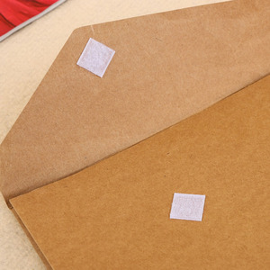 Sobres de Papel Kraft con Cierre Adhesivo para Ropa, Sudaderas, Ropa Interior y Camisetas, Color Negro y Marrón, para Tiendas y Boutiques, Venta al Por Mayor - Product Image 4