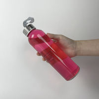 500ml 750ml 1000ml bouteilles en verre de boisson d'eau ronde transparente transparente avec bouchon ruban chaîne Offre Spéciale de gros