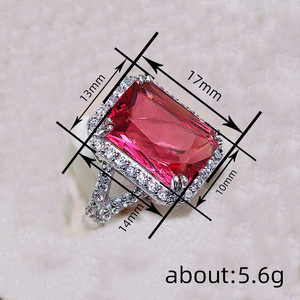 Anello da Sposa Stile Rubino Quadrato per Donne, Elegante Gioiello da Dito per Matrimonio - Product Image 4