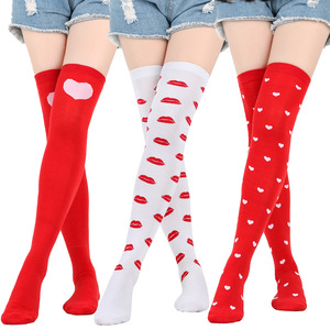 Vente en gros <span class=keywords><strong>de</strong></span> bas <span class=keywords><strong>de</strong></span> cuisse drôles à motif <span class=keywords><strong>de</strong></span> cœur pour femmes Costume <span class=keywords><strong>de</strong></span> Cosplay pour la Saint-Valentin Chaussettes hautes d'amour au genou - Product Image 2