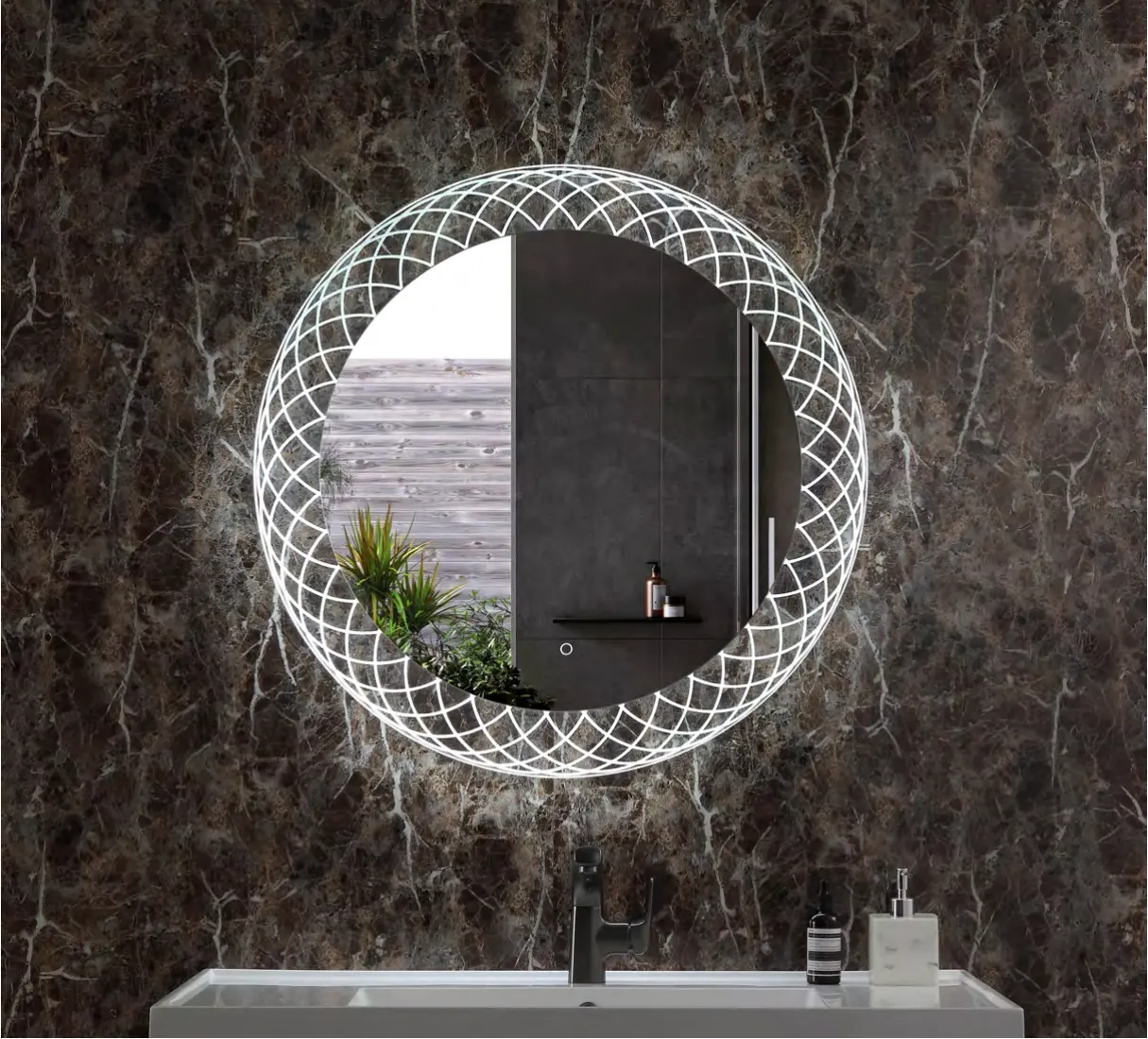 מראה חדר אמבטיה עגולה דקורטיבית לוחות מלא UL CE מלון חדר אמבטיה Led מראה זכוכית שקופה במיוחד עם דפוס חרוט ייחודי