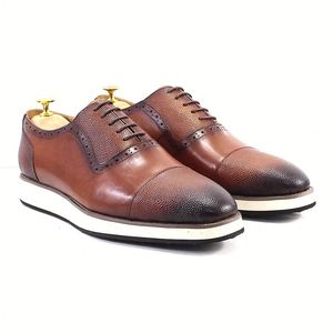 Chaussures Oxford britanniques pour hommes 2026 en cuir véritable haut de gamme, à enfiler, motif graffiti, isolantes et respirantes, style rétro automne - Product Image 6