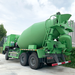 Camion malaxeur à béton personnalisé de 8 m³ 8x4 avec tambour mélangeur pour la vente - Product Image 3