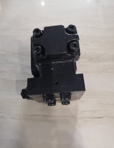 Suku cadang ekskavator asli berkualitas tinggi 7022109260 702-21-09260 katup pilot untuk <span class=keywords><strong>Komatsu</strong></span> - Product Image 4