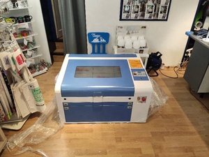 Machine de gravure et de découpe laser CO2 multifonction 4060/9060, découpeuse laser CNC, graveur, prix 60/<span class=keywords><strong>80</strong></span>/100W, Ruida hors ligne - Product Image 4