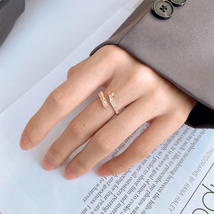 Nuovo Design Anello a Forma di <span class=keywords><strong>Fenice</strong></span> in <span class=keywords><strong>Argento</strong></span> Sterling 925 Aperto e Regolabile Anello con Foglia in Oro e <span class=keywords><strong>Argento</strong></span> per Gioielli da Donna - Product Image 3