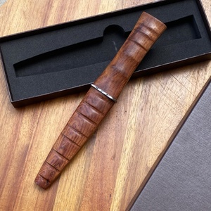 Cuchillo Táctico de Bolsillo Damasco, Hoja de Acero Damasco de Alta Calidad, Funda de Madera Personalizable OEM, Cuchillos para Exteriores de Grado DIY - Product Image 5