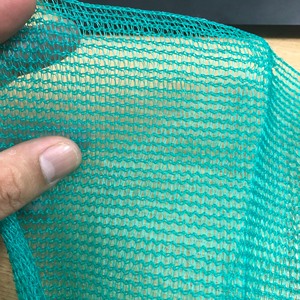 Viet Nam Factory Wholesale Custom HDPE <b>Plastic</b> Scaffold Safety Netting Durable Cutting Processing Service <b>Plastic</b> <b>Mesh</b> - Product Image 3