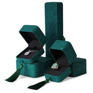 맞춤형 클래식 팔찌 녹색 목걸이 상자 브로케이드 긴 체인 결혼 선물 상자 술 작은 시계 보석 보관 상자