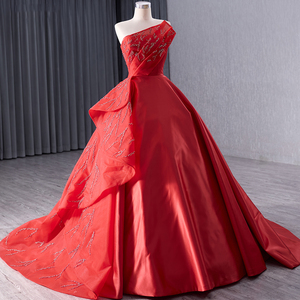 Robe de soirée asymétrique sans manches plissée longue élégante bordeaux à lacets en satin pour femme Rsm241010 - Product Image 5