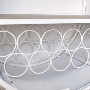 Armoire de rangement et de présentation ovale de style nordique, cadre en métal blanc, avec portes en verre - Product Image 6