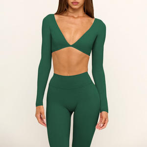Nuovissimi comodi top a maniche lunghe con scollo a V Leggings attillati 2 pezzi tute sportive per il Fitness da <span class=keywords><strong>donna</strong></span> Set Yoga verde elasticizzato - Product Image 4