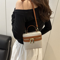 Sac à main seau élégant et durable pour femme, fermeture éclair, en cuir PU, doublure polyester, petite taille pour usage quotidien