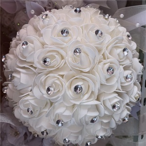 F-1571 OEM Décoration <span class=keywords><strong>De</strong></span> Mariage à la main En Mousse Blanche Artificielle Rose <span class=keywords><strong>Fleurs</strong></span> <span class=keywords><strong>Bouquet</strong></span> <span class=keywords><strong>De</strong></span> Mariée - Product Image 1