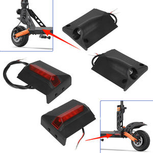 Kukirin G2Pro Scooter électrique Composants d'éclairage LED 48v Feux latéraux d'angle avant et arrière Matériau plastique gauche et droit - Product Image 1