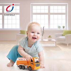 Modellino Economico di <span class=keywords><strong>Camion</strong></span> <span class=keywords><strong>Cisterna</strong></span> in Plastica con Luci per Bambini - Product Image 3