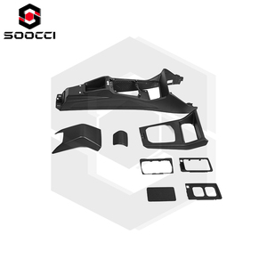 Copertura Console Centrale in Fibra di Carbonio Secca per <span class=keywords><strong>BMW</strong></span> G80 G81 M3 G82 G83 M4 G87 M2, Rivestimento Cruscotto con Caricatore Wireless/Portabicchieri - Product Image 4