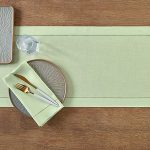 <span class=keywords><strong>Chemin</strong></span> <span class=keywords><strong>de</strong></span> <span class=keywords><strong>table</strong></span> en lin lavé avec ourlet brodé main <span class=keywords><strong>vert</strong></span> clair, moderne, écologique, durable, pour mariage, usage quotidien, décoration <span class=keywords><strong>de</strong></span> cuisine - Product Image 1