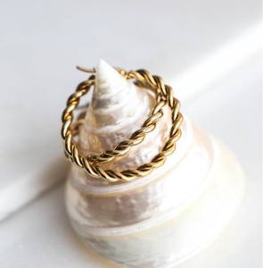 Nouvelle Collection 2025 – <span class=keywords><strong>Grandes</strong></span> Boucles d'Oreilles <span class=keywords><strong>Créoles</strong></span> Torsadées Plaqué <span class=keywords><strong>Or</strong></span> 18 carats Style Vintage pour Femmes et Filles - Product Image 3