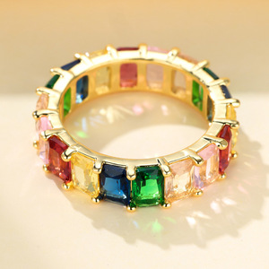 Anello in oro semplice di fascia alta da donna nuovi strass geometrici con <span class=keywords><strong>anelli</strong></span> di moda in lega personalizzati 18K con - Product Image 3