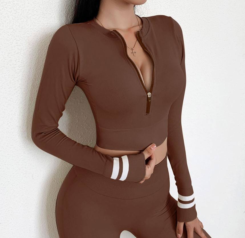 สีน้ำตาล