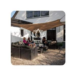 Vela de Sombra de Fibra de Coco Hecha a Mano para Jardín - Product Image 1