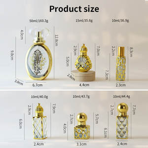 Bottiglia <span class=keywords><strong>di</strong></span> <span class=keywords><strong>Profumo</strong></span> Egiziana in Vetro, Piccola Cubica 10ml 15ml, Bottiglia Dorata Incisa Elettroplaccata, Attar all'Ingrosso a Dubai - Product Image 5