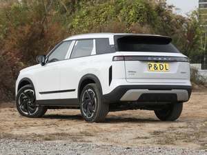 Chery Explore 06 C-DM Berline 2024 1.5T PHEV LHD Chine Voitures d'occasion Titre propre Faible kilométrage Style sauvage Cuir Léger R16 Électrique - Product Image 5