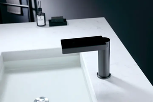 Intelligente in ottone <span class=keywords><strong>rubinetto</strong></span> <span class=keywords><strong>sensore</strong></span> automatico contemporanea intelligente Display temperatura digitale lavabo elettrico <span class=keywords><strong>rubinetto</strong></span> bagno lavandino - Product Image 4