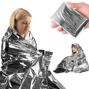 Equipo de Supervivencia para Campamento al Aire Libre de Emergencia: <span class=keywords><strong>Manta</strong></span> Térmica Animal Multiespecífica <span class=keywords><strong>Isotérmica</strong></span>, <span class=keywords><strong>Manta</strong></span> de Rescate - Naranja y Roja - Product Image 4