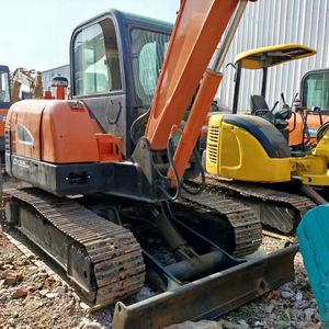 Excavadora DOOSAN DX55-9c de 5.5T, Eficiente y Confiable, Perfecta para Trabajos Residenciales y Agrícolas - Product Image 1