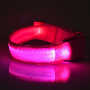 <span class=keywords><strong>Led</strong></span> ánh sáng <span class=keywords><strong>armband</strong></span> an toàn nhấp nháy thể thao ban đêm chạy có thể điều chỉnh chiều dài sáng <span class=keywords><strong>LED</strong></span> chiếu sáng <span class=keywords><strong>armband</strong></span> - Product Image 4