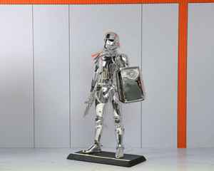 Estatua de Robot de Fibra de Vidrio de Tamaño Real Personalizada, <span class=keywords><strong>C</strong></span>-<span class=keywords><strong>3PO</strong></span> Storm Trooper, Escultura de Resina Cromada en Oro, Decoración de Mesa para el Hogar - Product Image 4