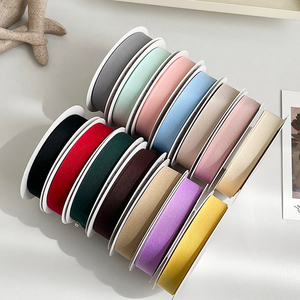 Cinta al por mayor <span class=keywords><strong>para</strong></span> lazos de raso, <span class=keywords><strong>para</strong></span> ramos de flores, cinta <span class=keywords><strong>para</strong></span> envolver regalos, materiales de embalaje DIY <span class=keywords><strong>para</strong></span> floristas, cintas <span class=keywords><strong>para</strong></span> regalos 1.7cm*17y - Product Image 2