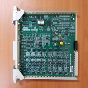 Carte de sortie numérique Honeywell 51401052-100, 10 ports, contrôle industriel - Product Image 4