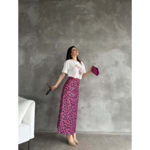 กระโปรงผ้าซาตินลายแม็กซี่สำหรับผู้หญิง เอวปกติ ผ้าโพลีเอสเตอร์ 100% เนื้อผ้ามันเงา - Product Image 2