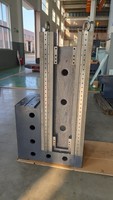 Fraiseuse et perceuse automatique pour profilés en aluminium