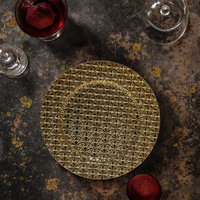 2025 best-seller 13 pouces rond réutilisable or plastique chargeur assiettes durable PP plats pour la fête à la maison et les mariages