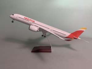 Regalo de negocios decoración artesanía ABS modelo de avión Airbus A350 <span class=keywords><strong>Iberia</strong></span> Airlines tamaño 47cm escala 1/142 con luz LED, ruedas - Product Image 4