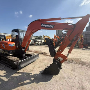 Excavadora DOOSAN DH55 Usada, en Excelentes Condiciones con Pocas Horas de Trabajo, Disponible para Exportación - Product Image 1