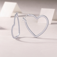 Boucles d'oreilles créoles en argent sterling 925 avec moissanite en forme de cœur pour femme, grandes boucles d'oreilles créoles éternité en moissanite et diamant